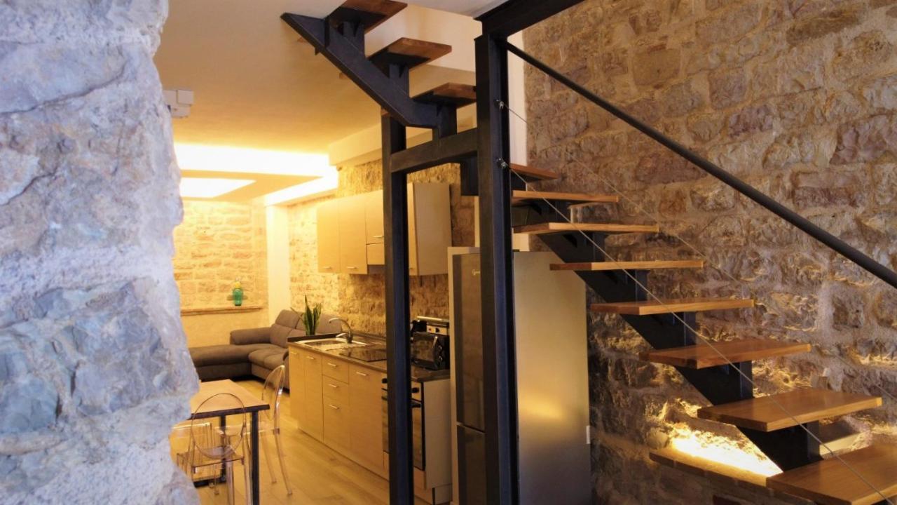 Appartamento Gattapone 9 Gubbio Exterior photo