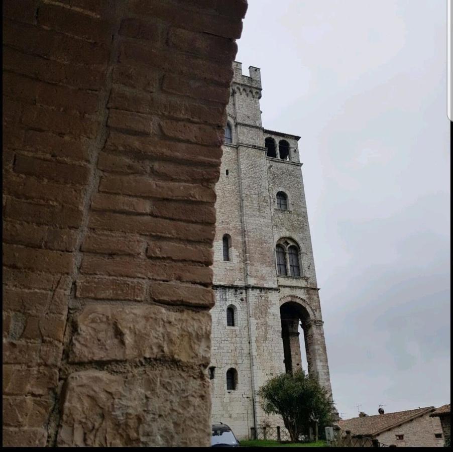 Appartamento Gattapone 9 Gubbio Exterior photo